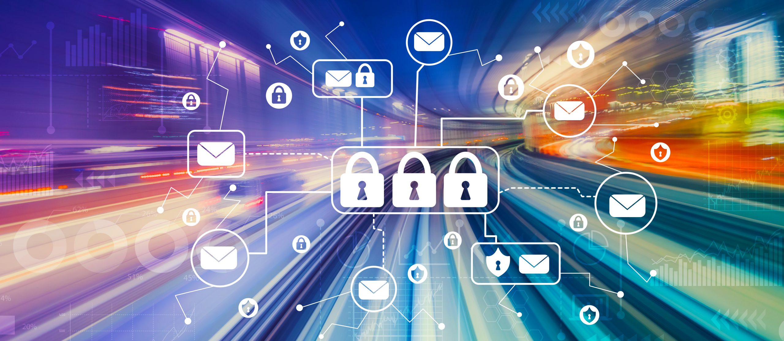 Darstellung von Cyber Security anhand von einigen Schlössern sowie Briefen. Im Hintergrund befindet sich ein befahrener Tunnel